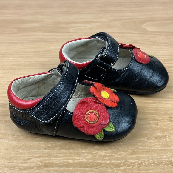 See Kai Run Other - See Kai Run Mary Janes (size 6-9m)